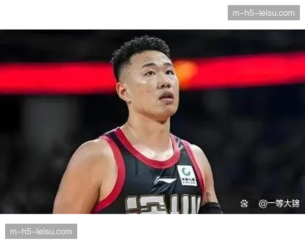 王浩然攻防两端均衡发展 深圳小将成球队重要轮换力量 王浩然攻防两端均衡发展 深圳小将成球队重要轮换力量