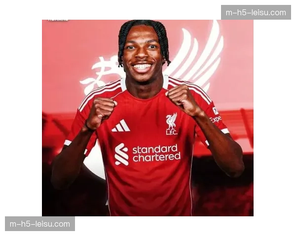 利物浦后卫里斯威廉姆斯合同到期，年轻中卫面临抉择